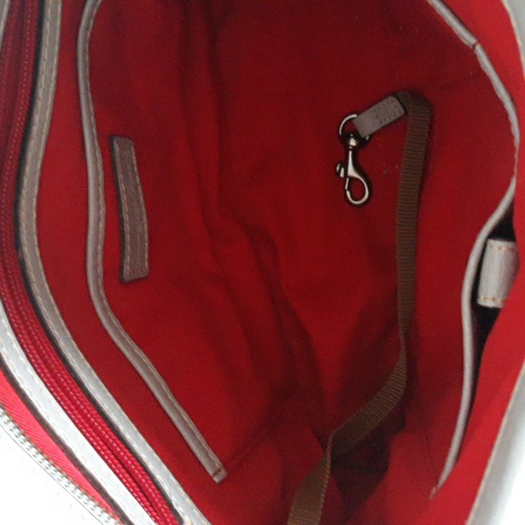 Dooney &Bourke with dust bag - Picture 4 of 4